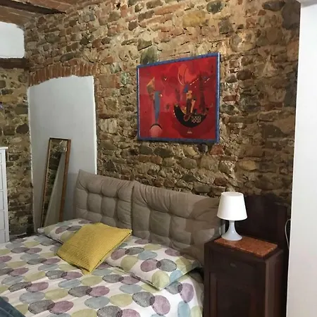 Le Rose Casa Della Ciri Lägenhet